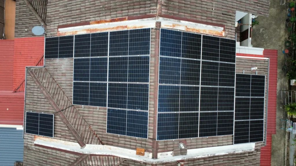 HOMI Solar Malaysia: Solar rebate and electricity-bill scams: verify the channel before sharing details (illustrative project photograph)